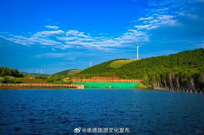 这个季节自驾游去哪旅游比较好?