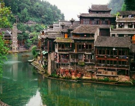 春节去哪个国家旅游比较好呢